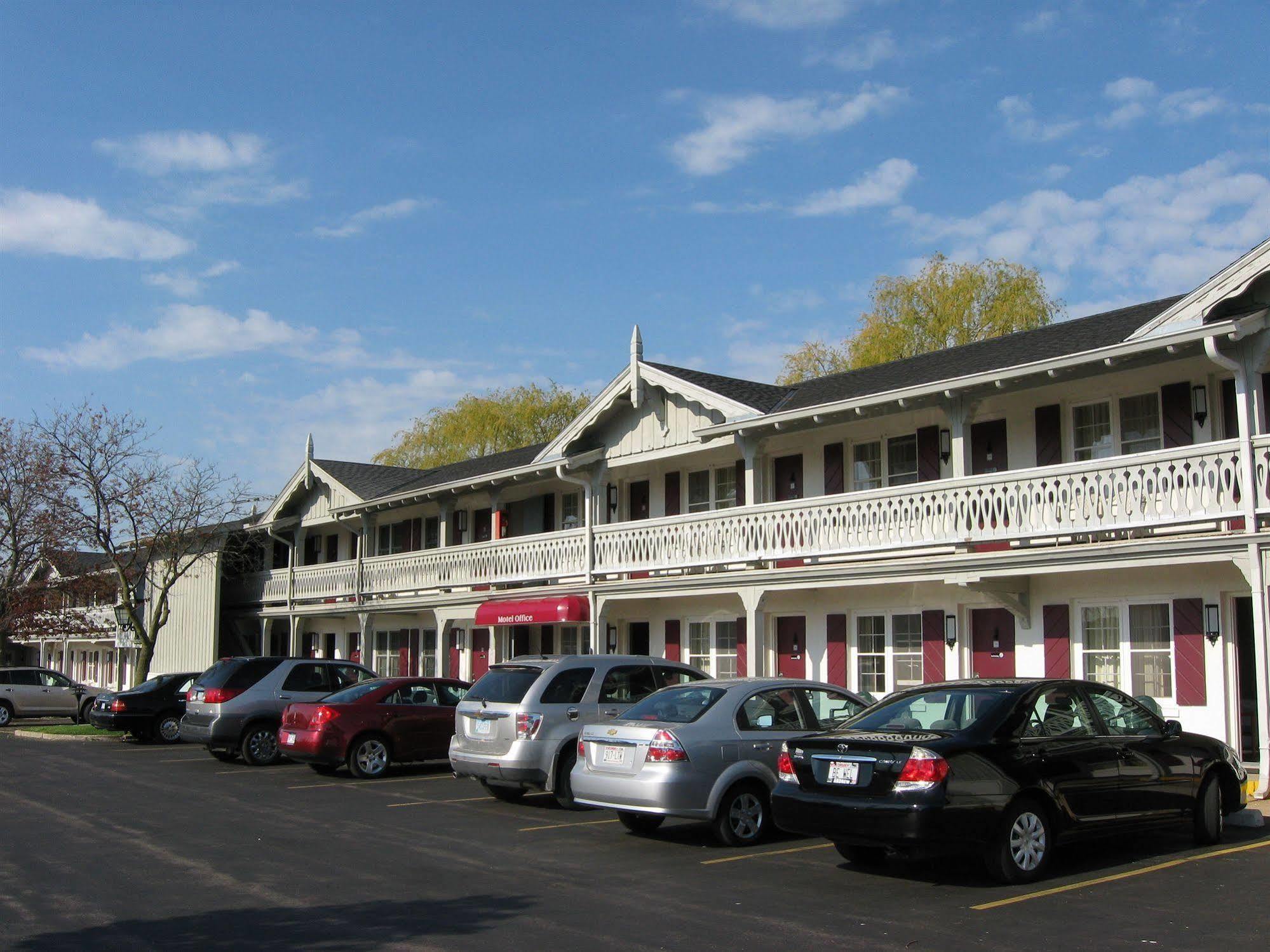 The Chalet Motel Mequon Zewnętrze zdjęcie